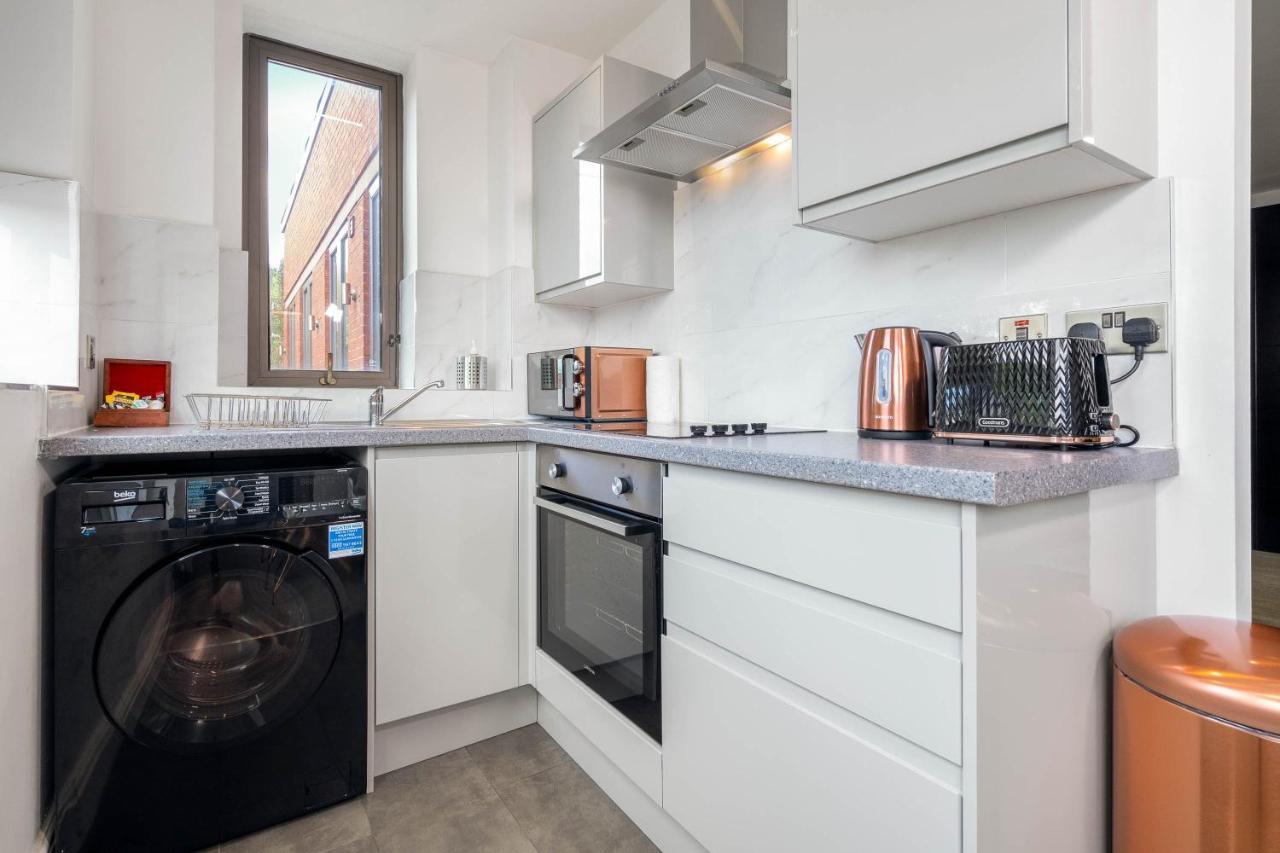 Haus Luxury Apartment - Perry Barr - Parking - Smart Tv - Wifi - Top Rated Birmingham Exterior photo